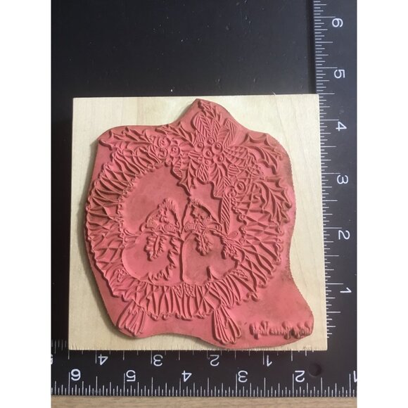 Cardinal Wreath Rubber Stamp By Carolyn Shores Wright Stamps Happen Inc. - Picture 2 of 4